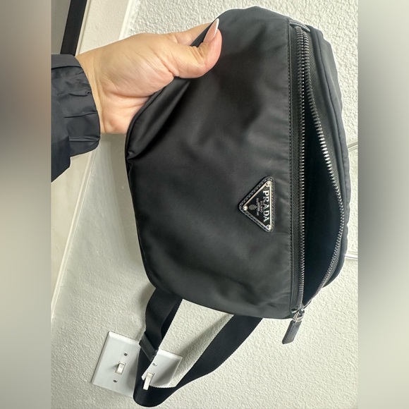 Prada Re-Nylon and Saffiano leather belt bag - Picture 8 of 15
